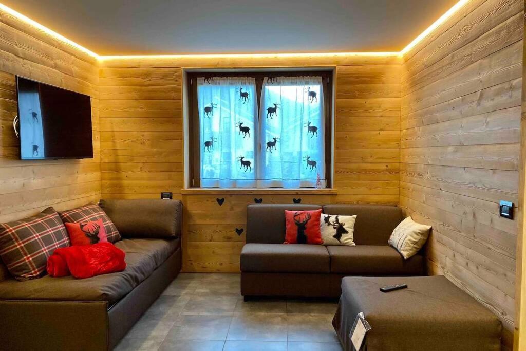La petite maison d'Erika Aoste Extérieur photo