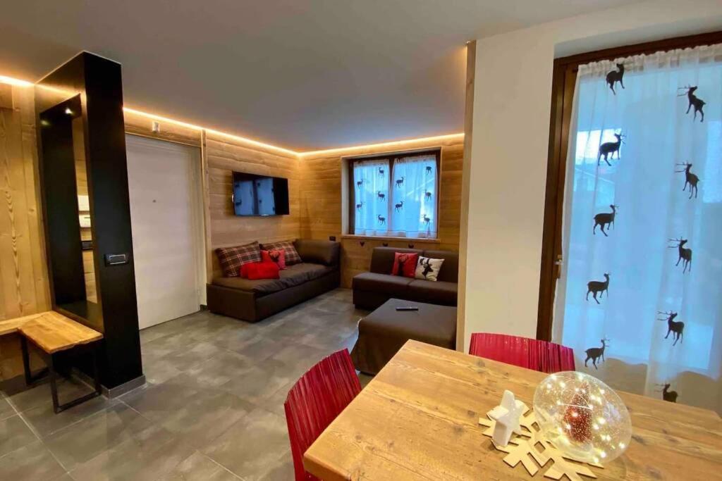 La petite maison d'Erika Aoste Extérieur photo