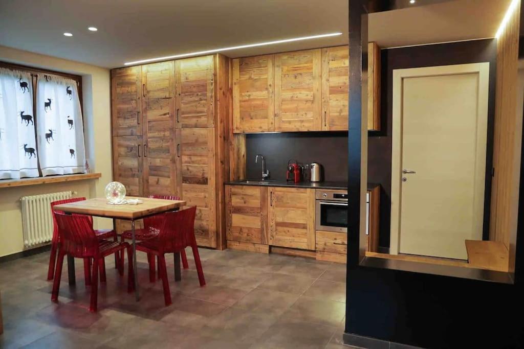 La petite maison d'Erika Aoste Extérieur photo